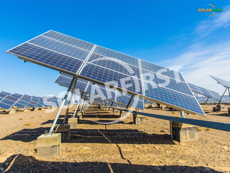 Xinjiang Hami 600KWp geneigter Tracker