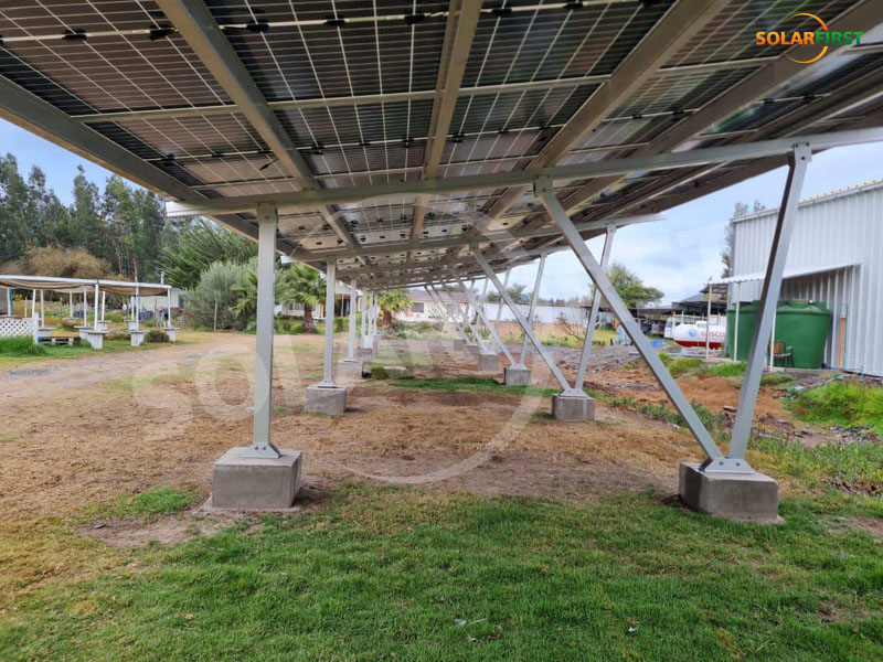 Photovoltaik-Carport-Projekt in Chile