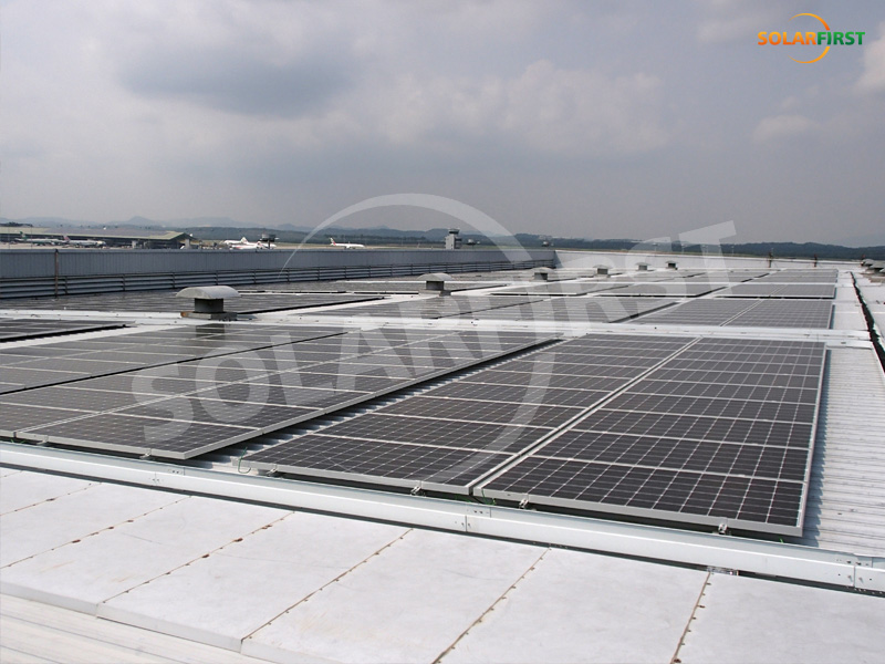 Malaysia 5,8 MW Flughafendachprojekt