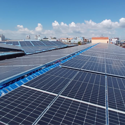 4-MW-Metalldachmontageprojekt in Vietnam 2020