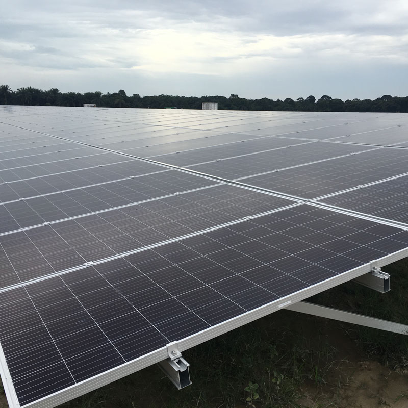 13 MW PHC Pile Ground Mount-Projekt in Malaysia 2019