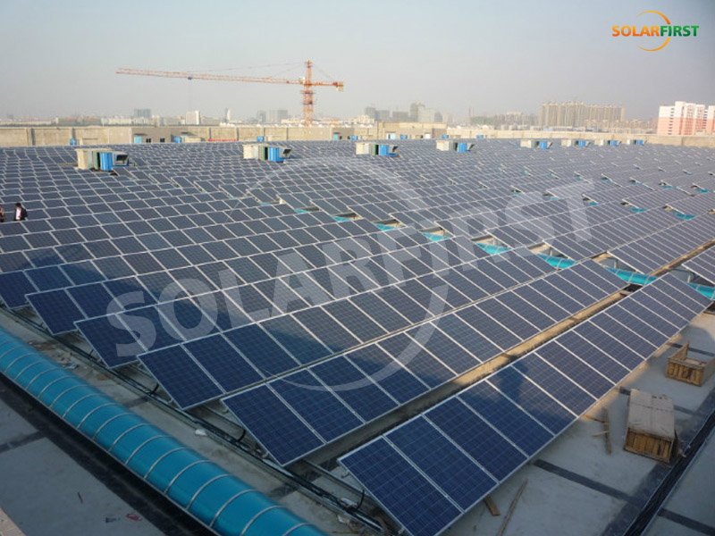 Fujian Quanzhou 2,8 MW Festträgerdachprojekt