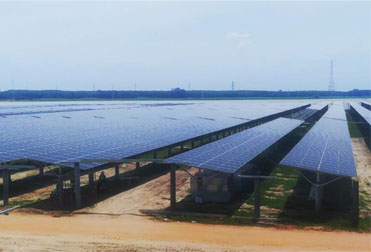 SolFirsTech Vietnam 108 MWp PV-Kraftwerk im Jahr 2020