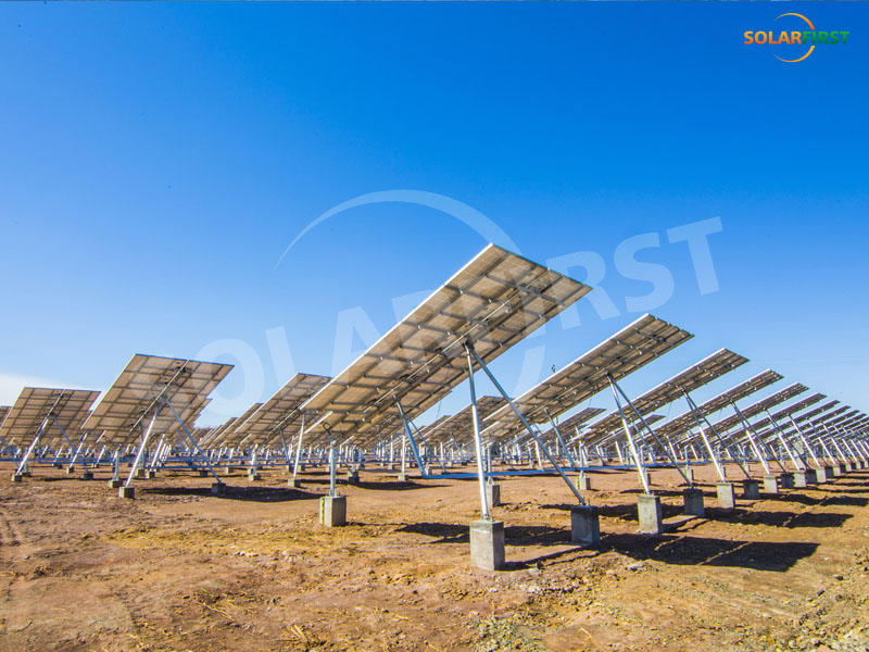 Datong, Shanxi 2MW-Projekt mit geneigtem Tracker