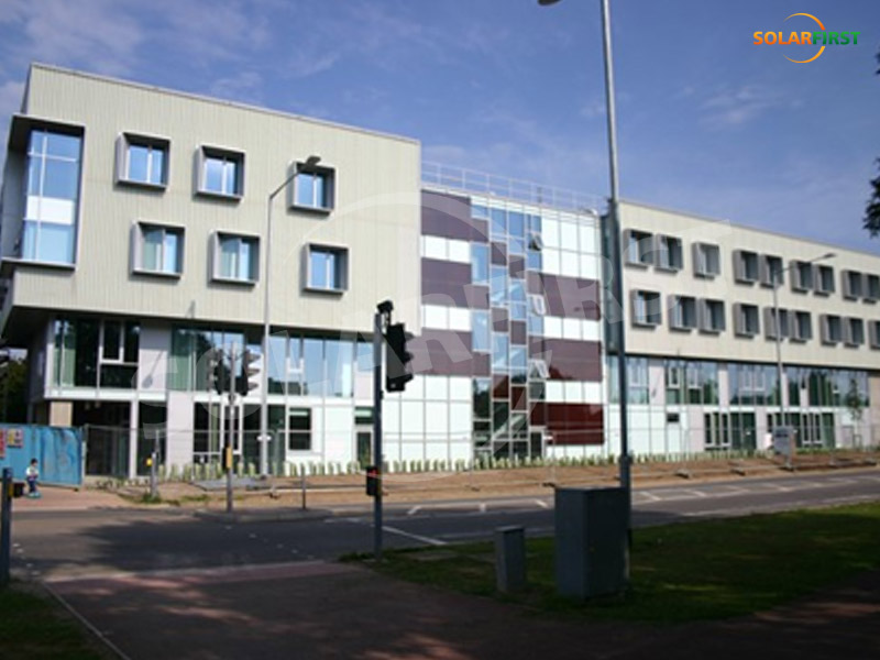 120-kW-BIPV-Vorhangfassadenprojekt in Cambridge, Großbritannien