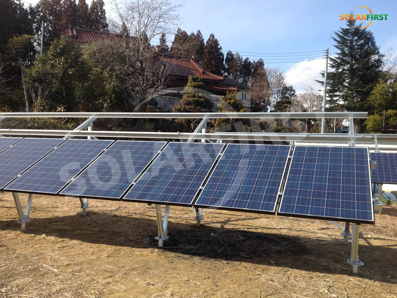 Japanisches 165-kWp-Bodenunterstützungsprojekt