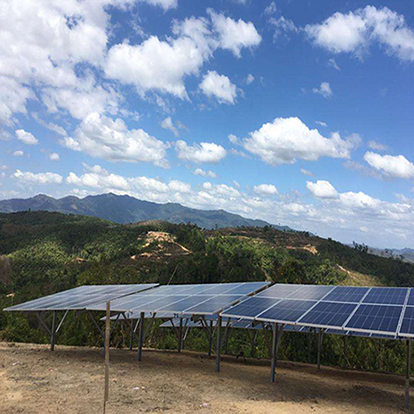 48,9 MW Rammpfahl-Bodenmontageprojekt in Malaysia 2020